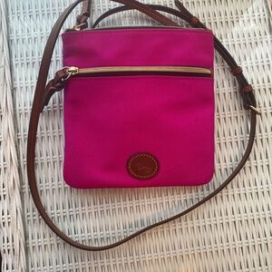 NWT Dooney & Bourke Double Zip Cross Body